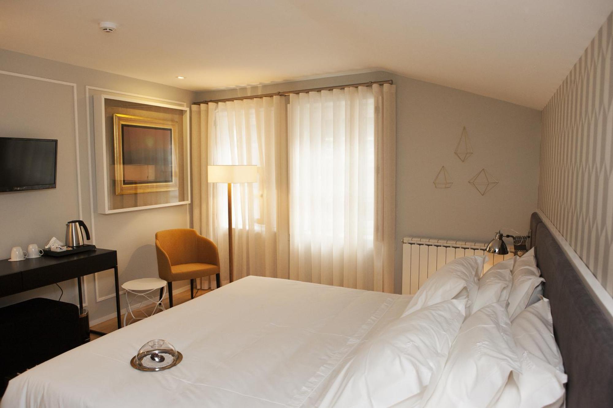 In Porto Gallery Guesthouse Стая снимка